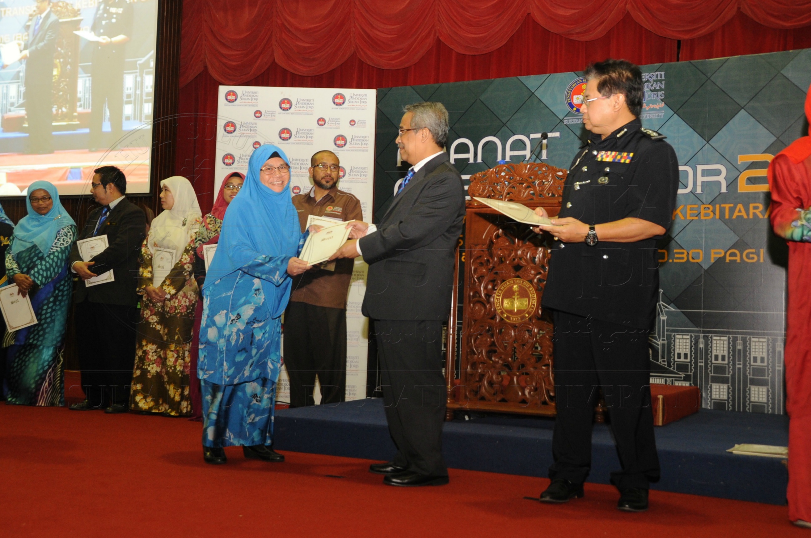 PRO 16 6 AMANAT VCHAS 8754